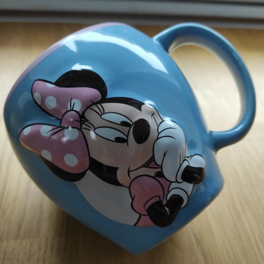 Disney officiell Minnie Mouse Mugg . Oanvänt.