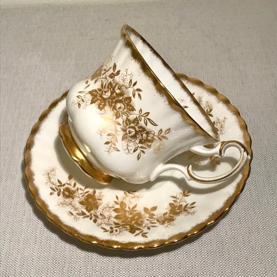 Royal Albert Antoinette Kopp  Fat