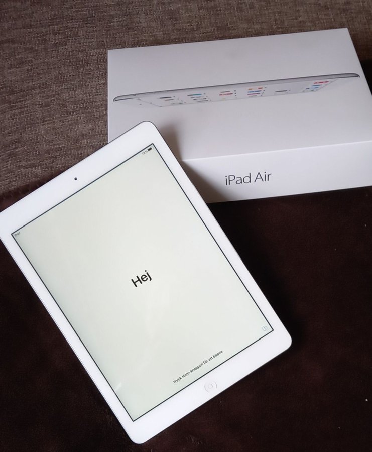 iPad Air Wi-Fi 16GB Silver.