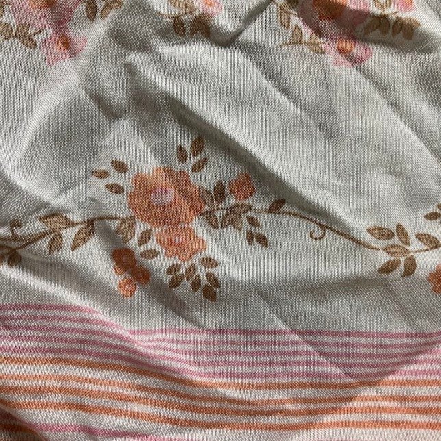 Vit sjal scarf med rosa aprikos blommor och ränder retro vintage rockabilly söt