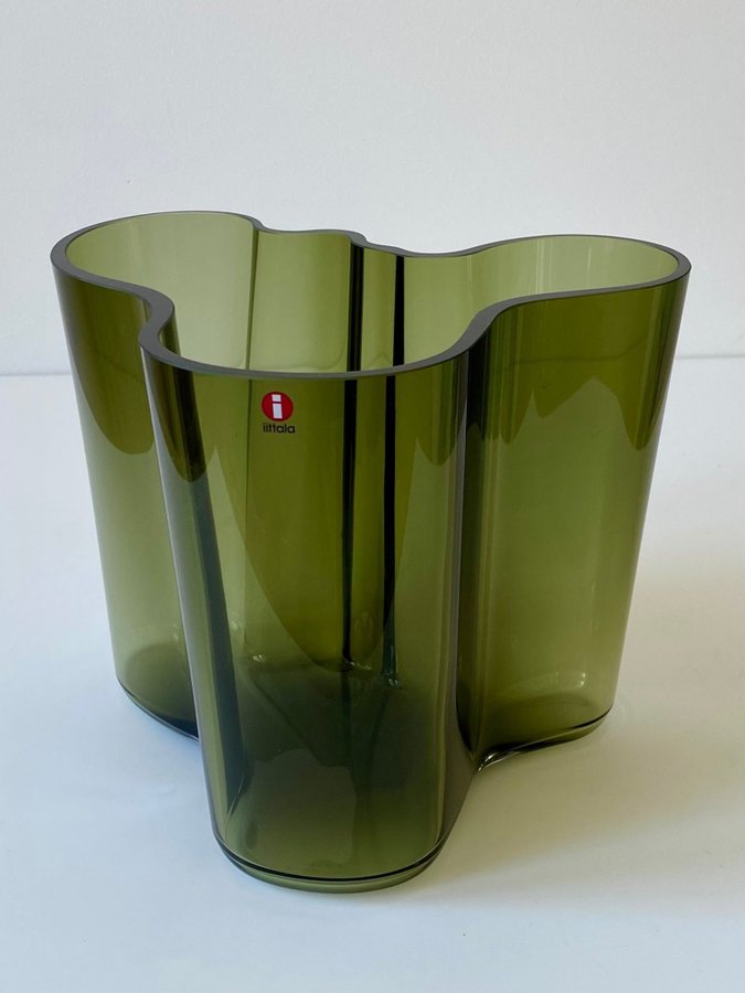 Savoy 16 cm, ”Moss Green” Ny i Kartong - Alvar Aalto för Iittala