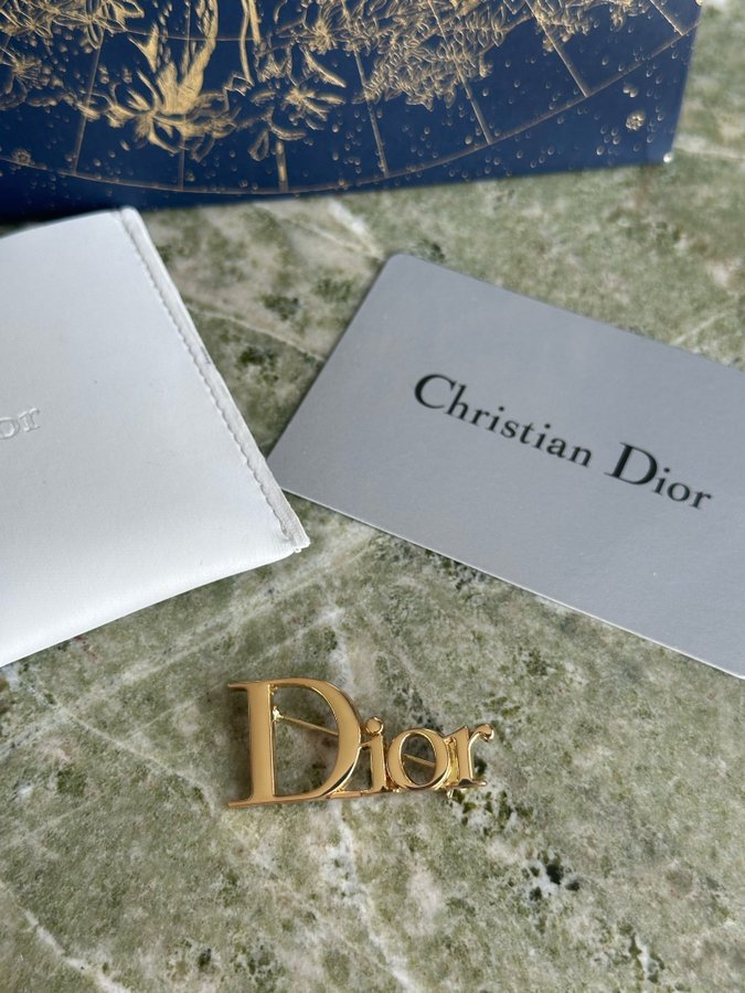 DIOR Brosch HELT NY