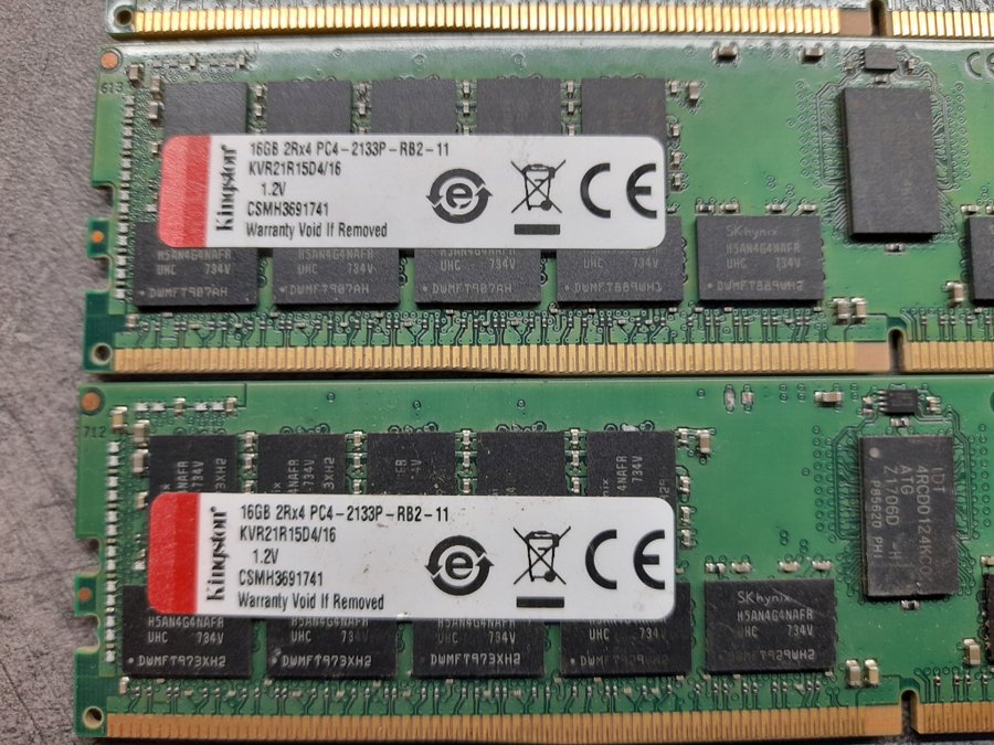 3st. 16gb/st. ddr4 SERVER minne