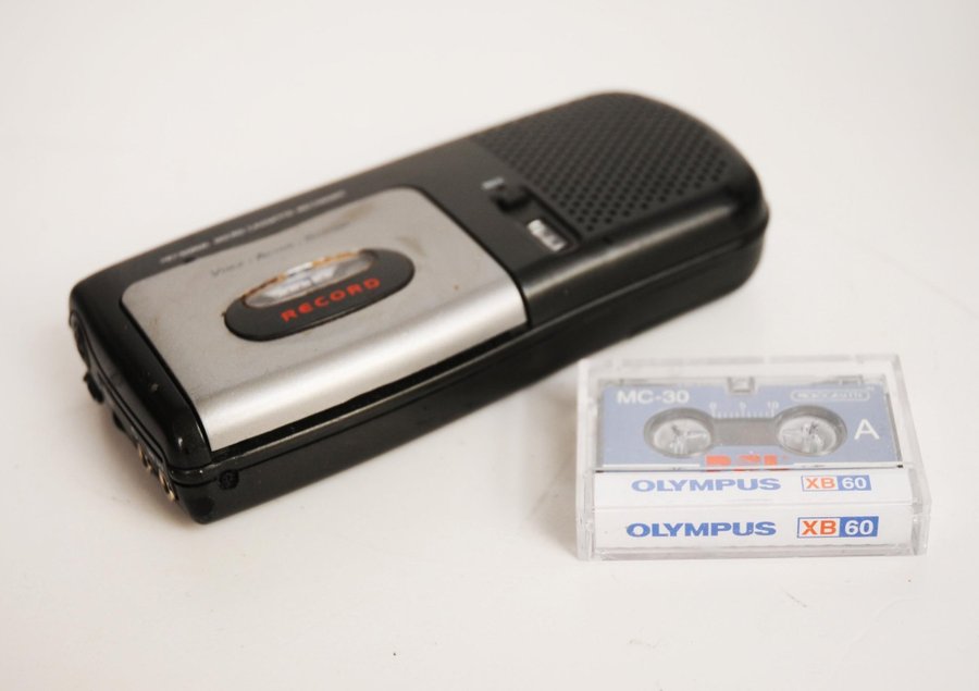 Olympus Microcassettebandspelare MC-30