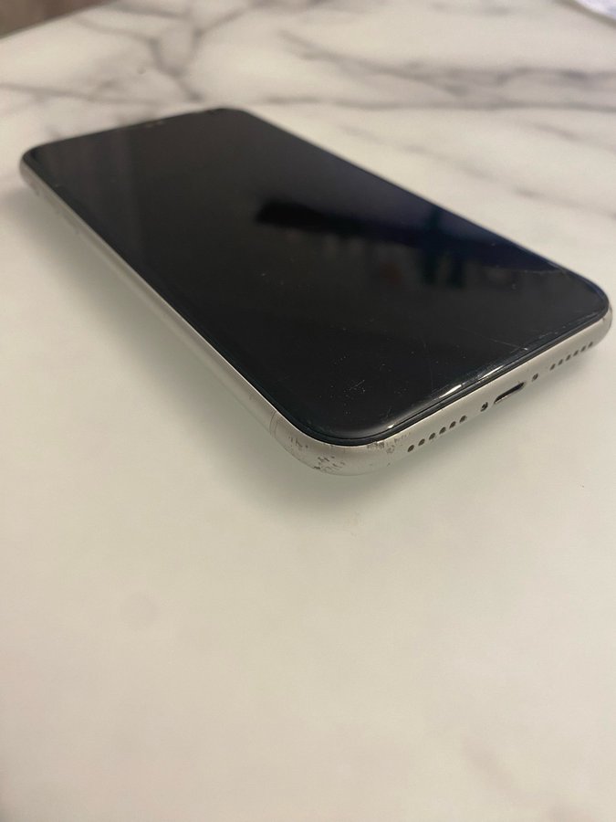 iPhone XR 64gb-DEFEKT!