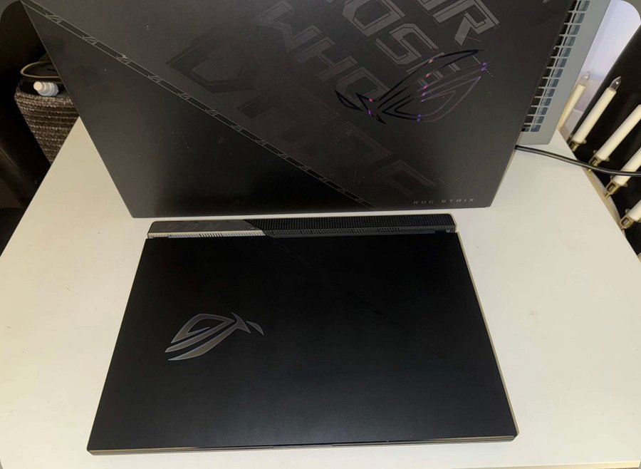 ASUS ROG Strix Scar 15 - i9 - 16GB - 1TB - RTX 3070 Ti (2022)