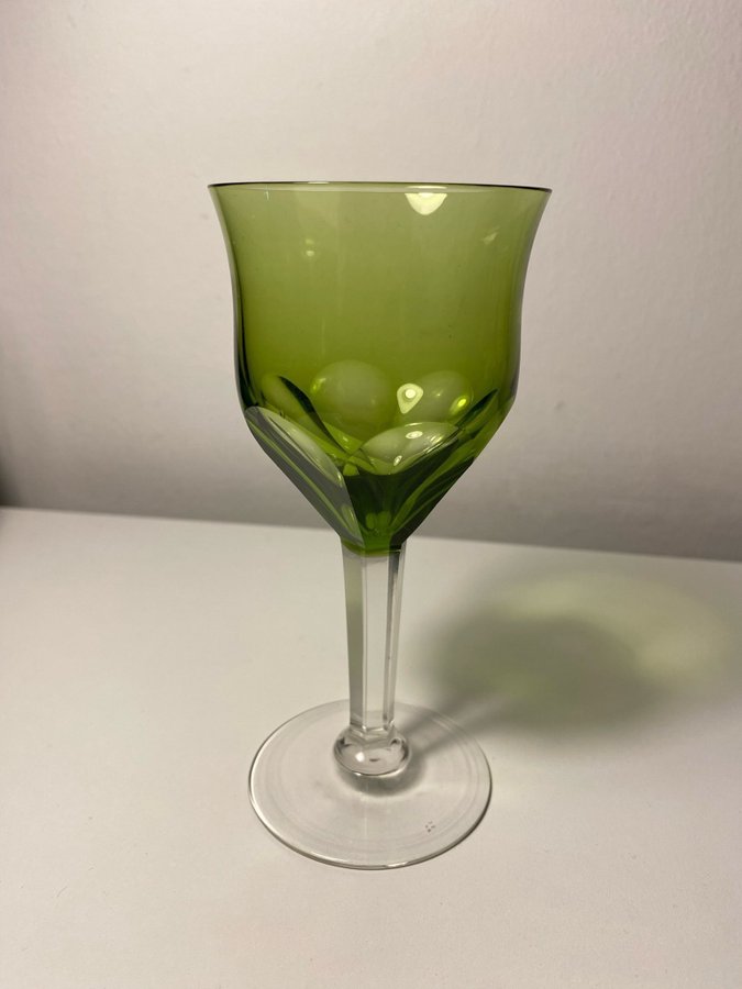 Vinglas / spritglas med grön kupa - vintage, antik