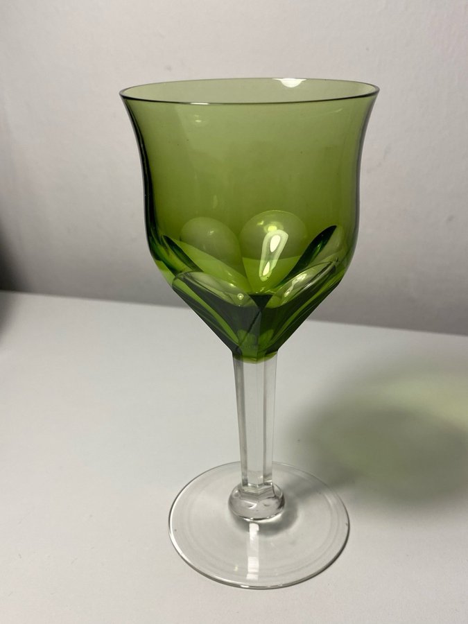 Vinglas / spritglas med grön kupa - vintage, antik