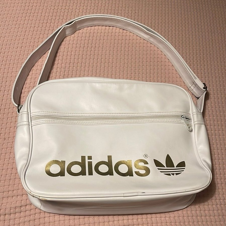 Adidas original väska