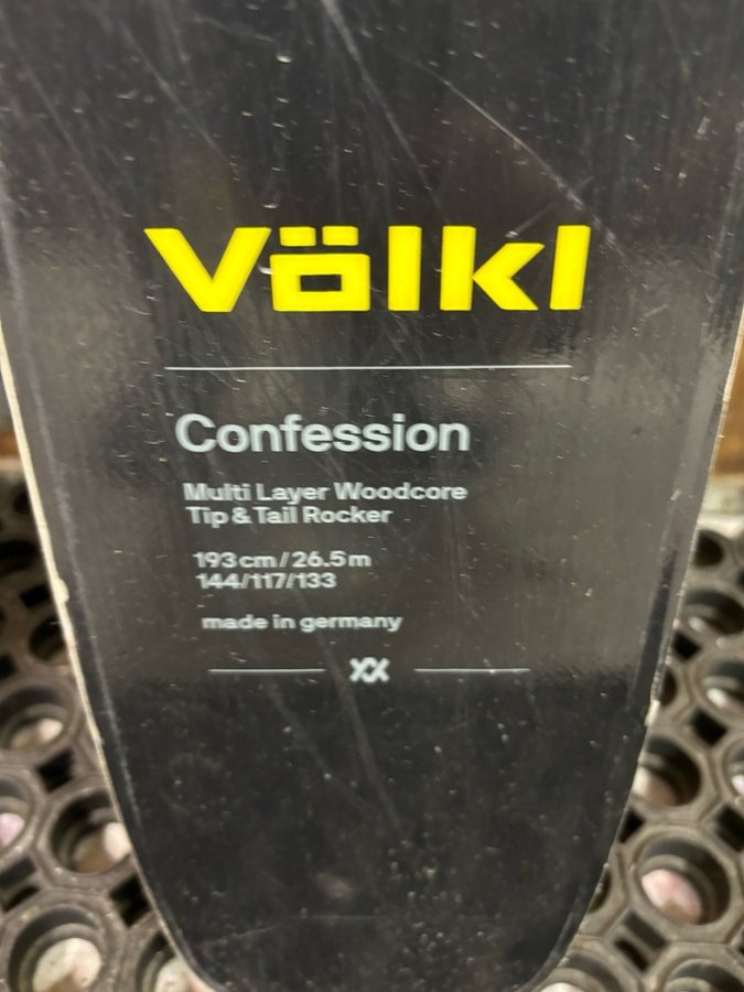 Völkl Confession 193 cm Skidor