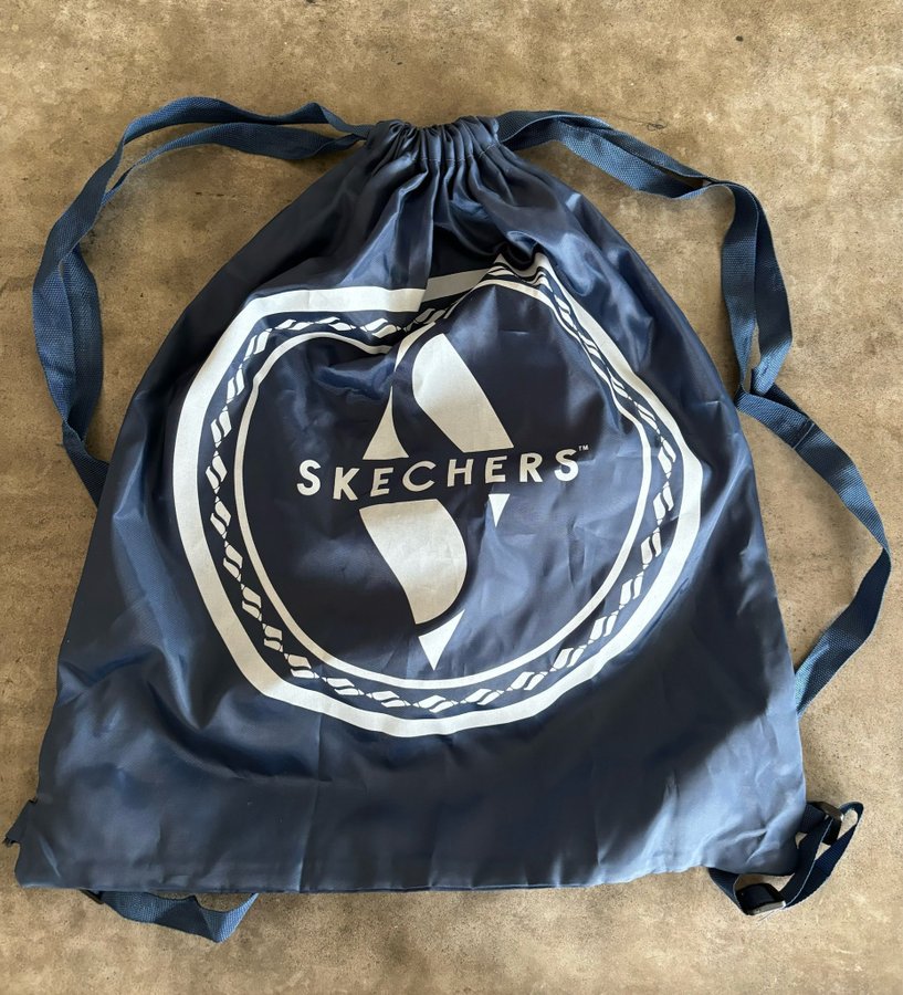 SKECHERS BACKPACK + SKECHERS PROMO M