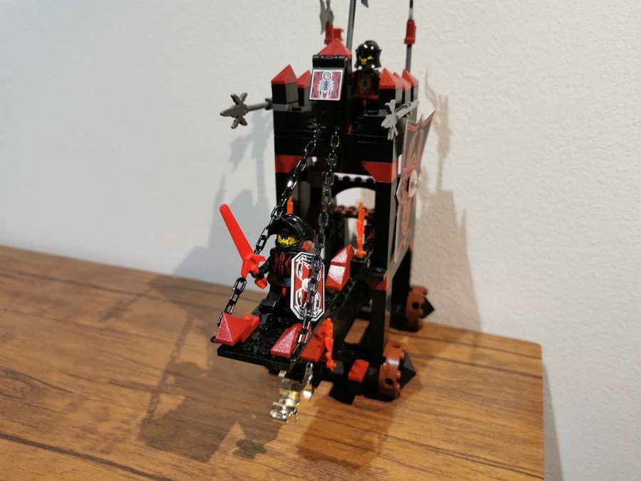 Lego Knights Kingdom 8800 - Vladek's Siege Engine