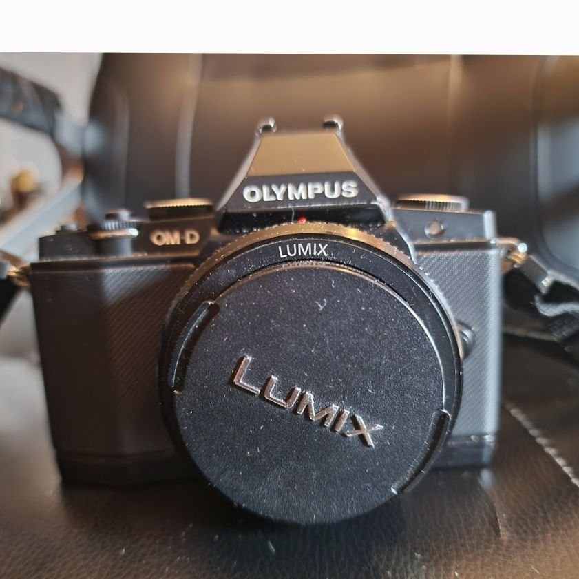 Olympus OM-D E-M5