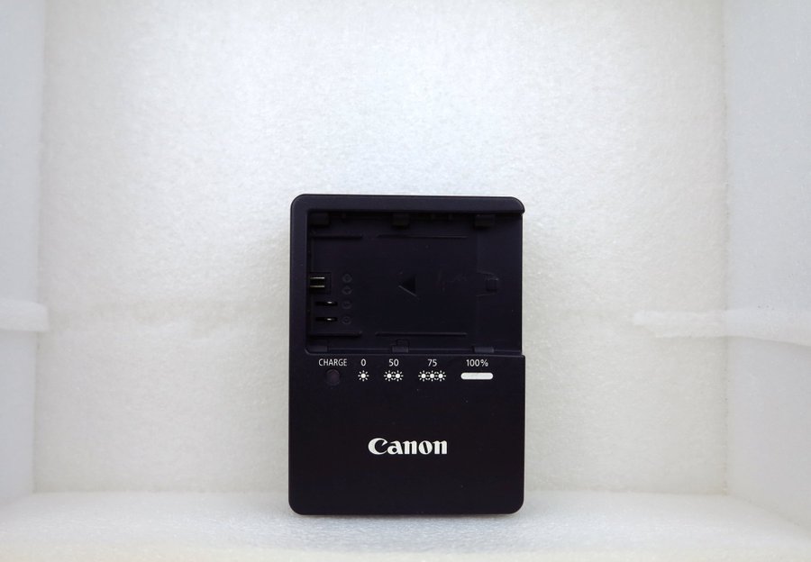 Canon kamerabatteri LP-E6N 2 ST och laddare LC-E6E