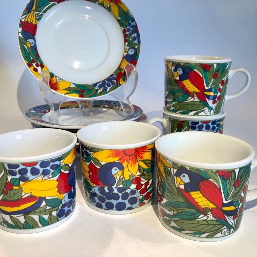 Tropic 5st kaffekoppar med fat Papegojor Design Sandra Rich Porcelain Collection