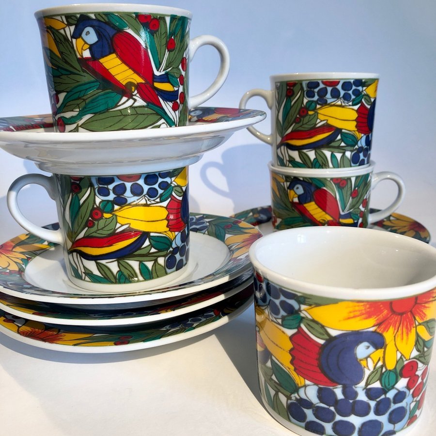 Tropic 5st kaffekoppar med fat Papegojor Design Sandra Rich Porcelain Collection