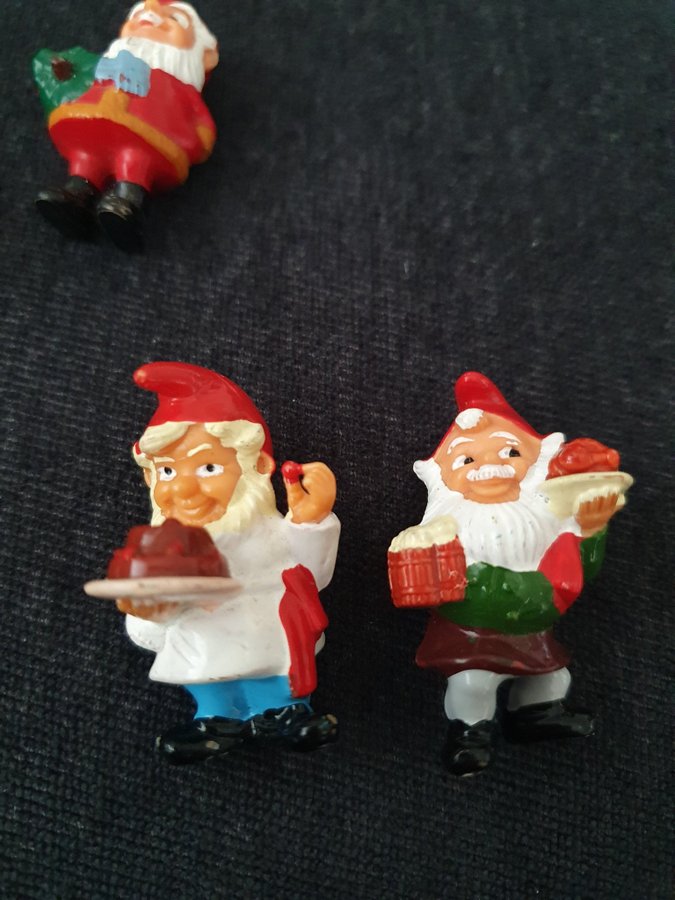 Jul Advent 7 st mini tomtar Plast Ferrero