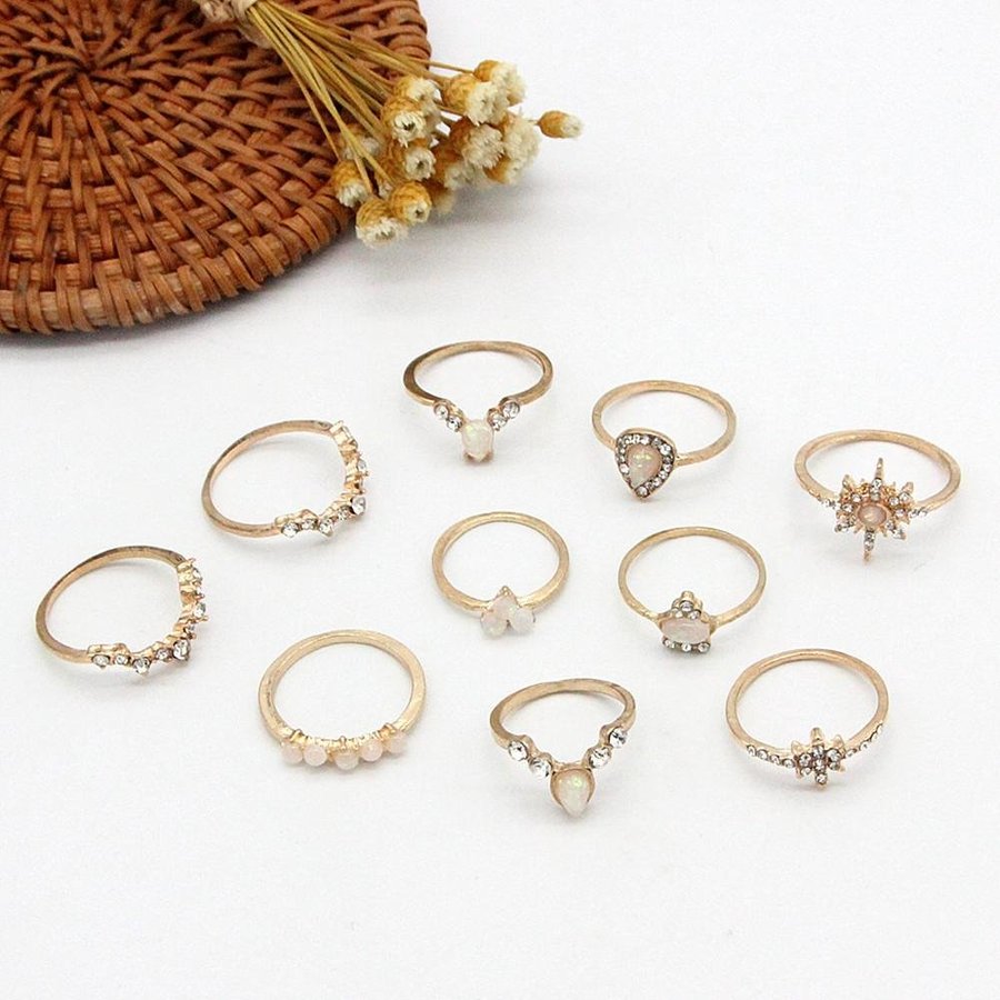 10-pack Boho Guld Ringar -Glittrande Rhinestones  Olika Mönster