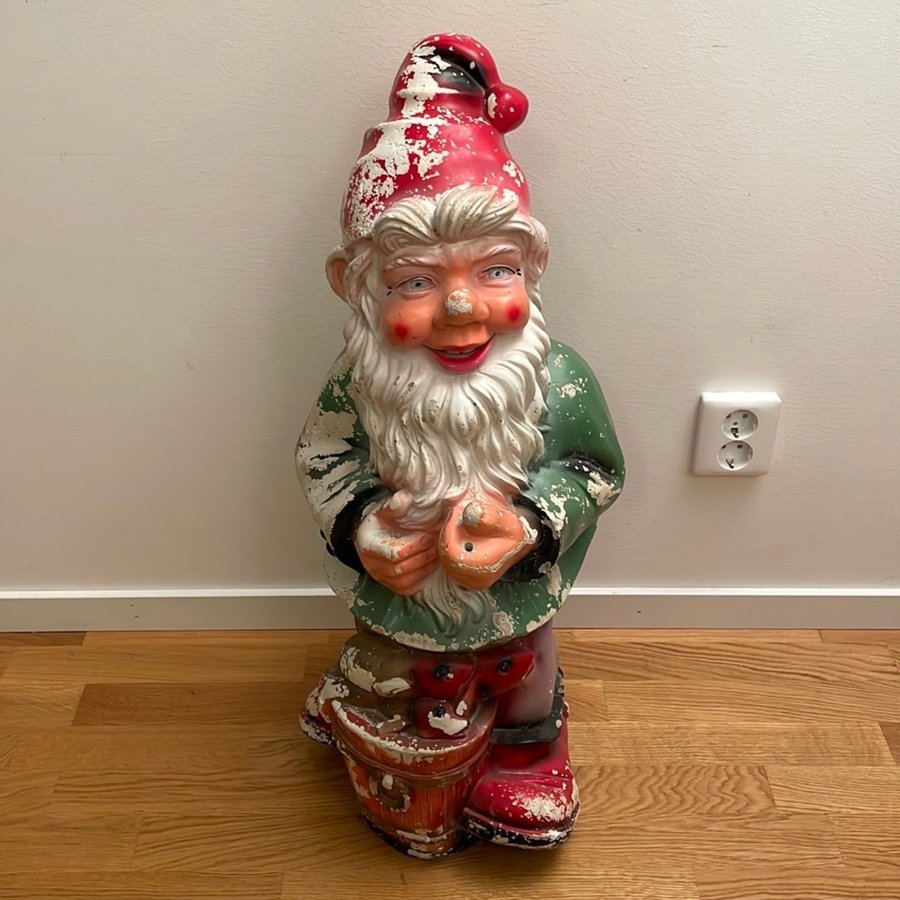 Stor Vintage Gips Tomtefigur 77cm Tomte 1900-tal.