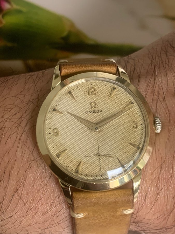 Omega 14k Guld Honeycomb urtavlan 36mm.