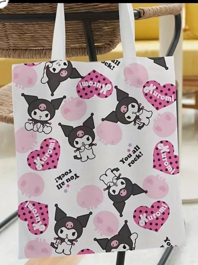 Stor totebag med Kuromi-motiv!