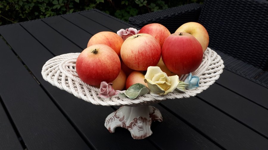 Old Like-New Stamped Porcelain BASSANO Bowl, Vase. Hand-Made. Porslin Vas. Skål.