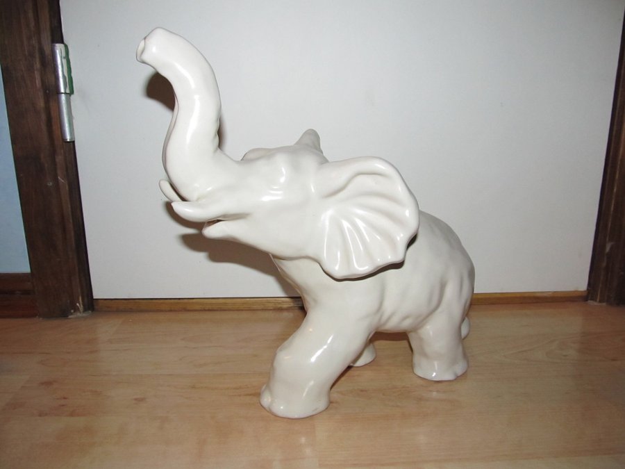 UPSALA EKEBY Design Vicke Lindstrand Samlar Keramik Figurin Elefant 50-tal Retro