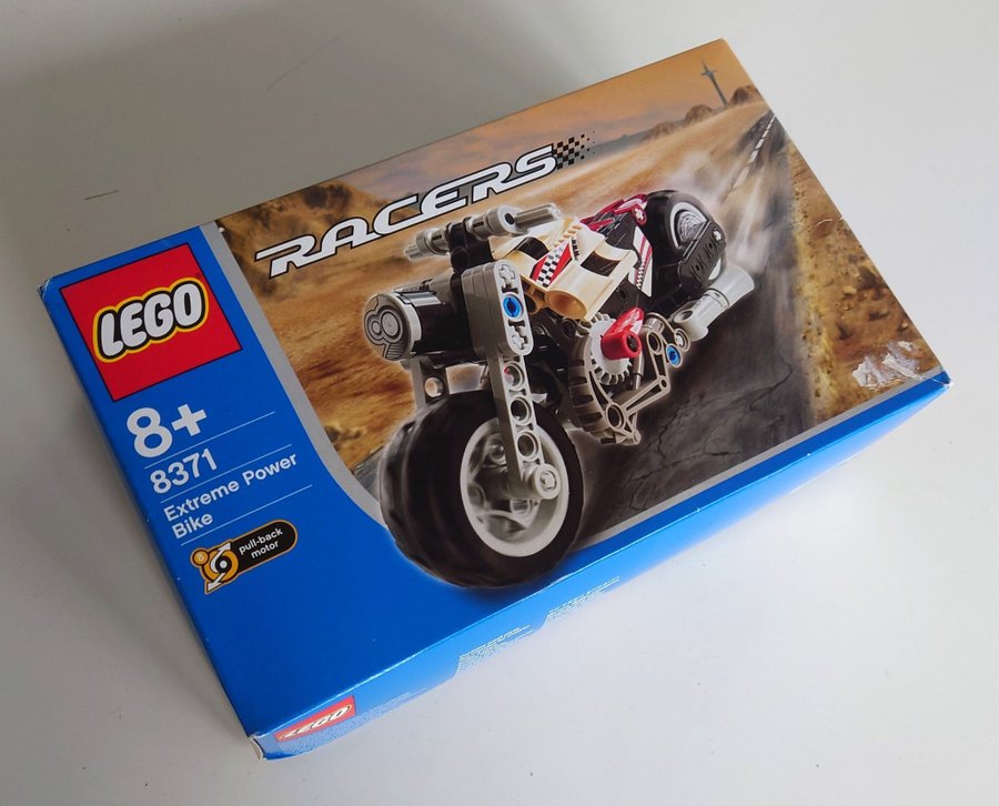 *Ny Oöppnad* Lego Racers - Extreme Power Bike (8371)