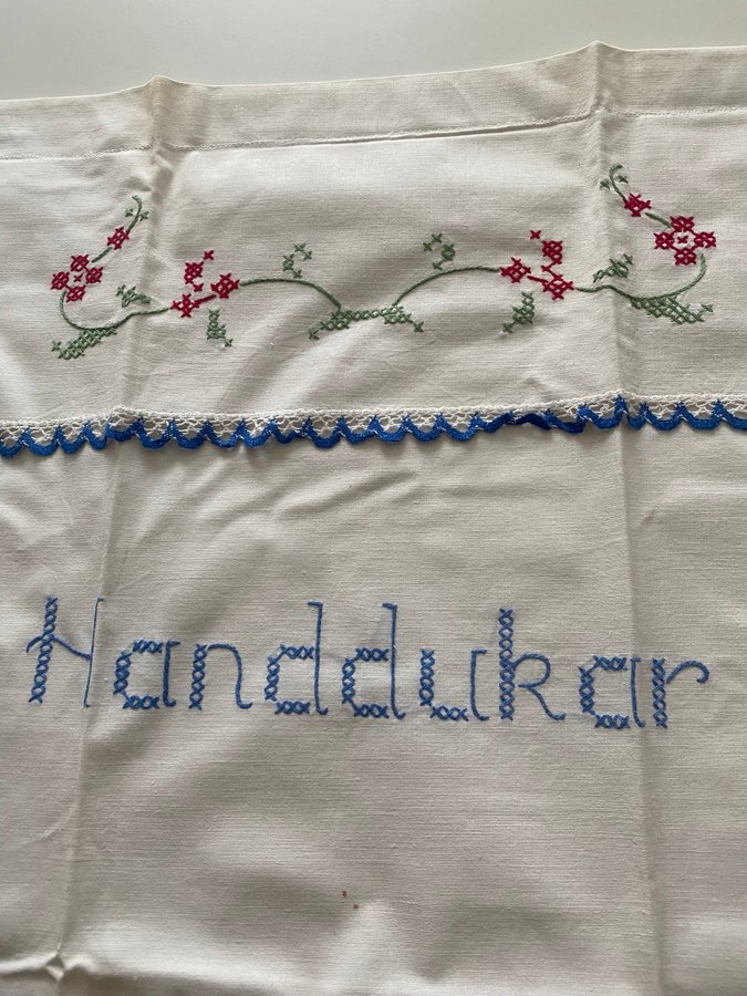 paradhanduk med broderi